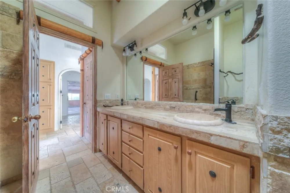 37440 Old Forest Anza, CA 92539