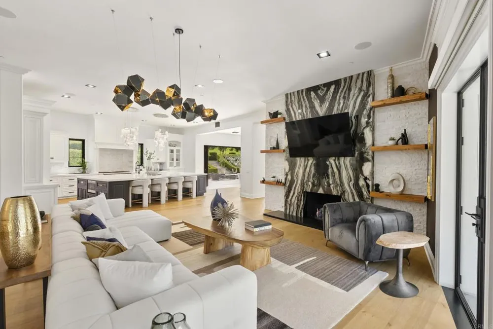 14296 Dalia Drive Rancho Santa Fe, CA 92067