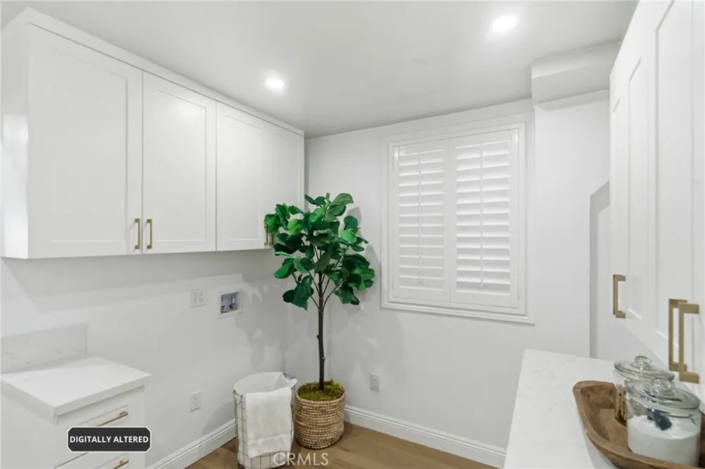 409 E Edgewater Newport Beach, CA 92661
