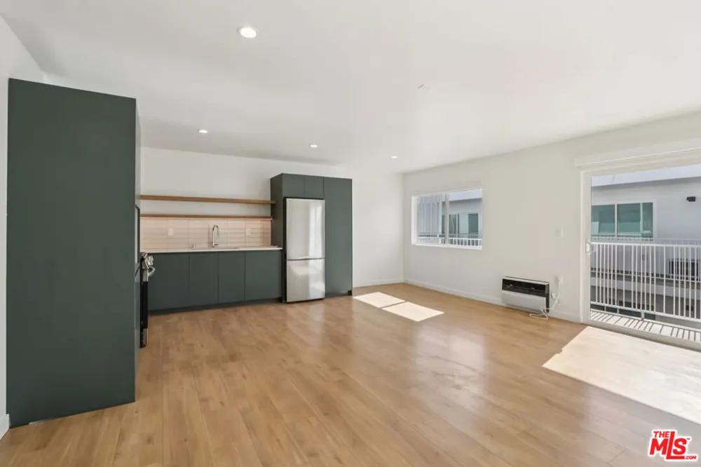 1422 Tamarind Avenue Los Angeles, CA 90028