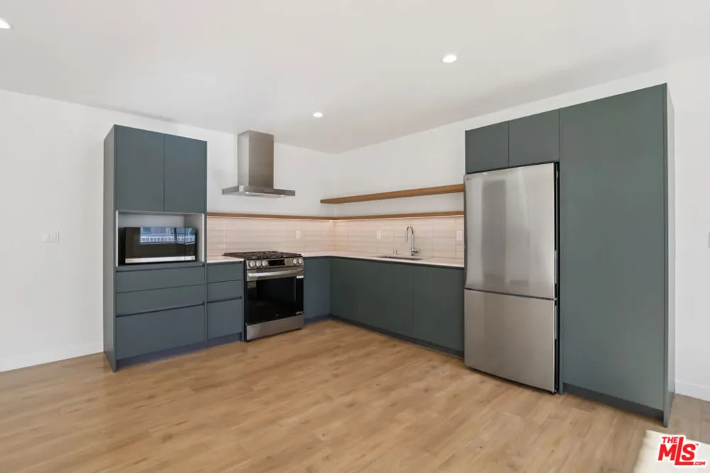 1422 Tamarind Avenue Los Angeles, CA 90028