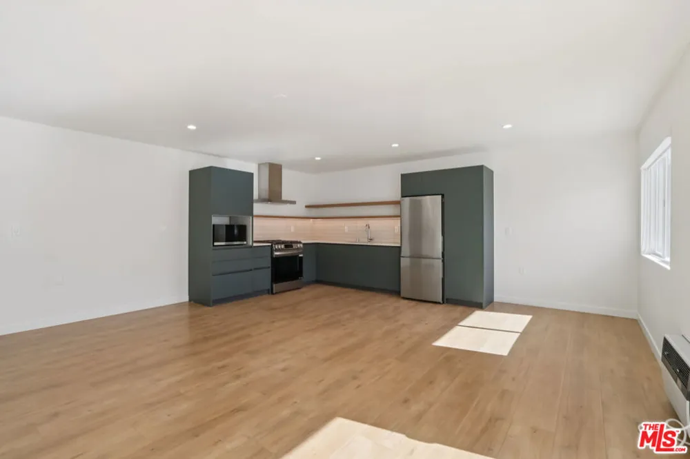 1422 Tamarind Avenue Los Angeles, CA 90028