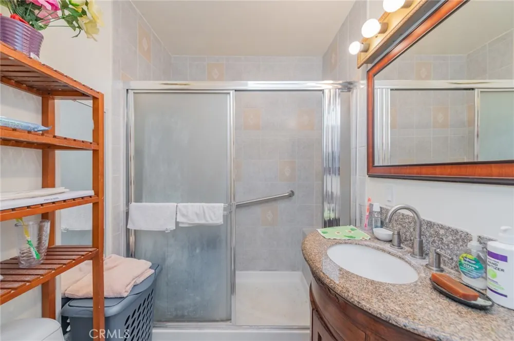 5122 Halifax Temple City, CA 91780