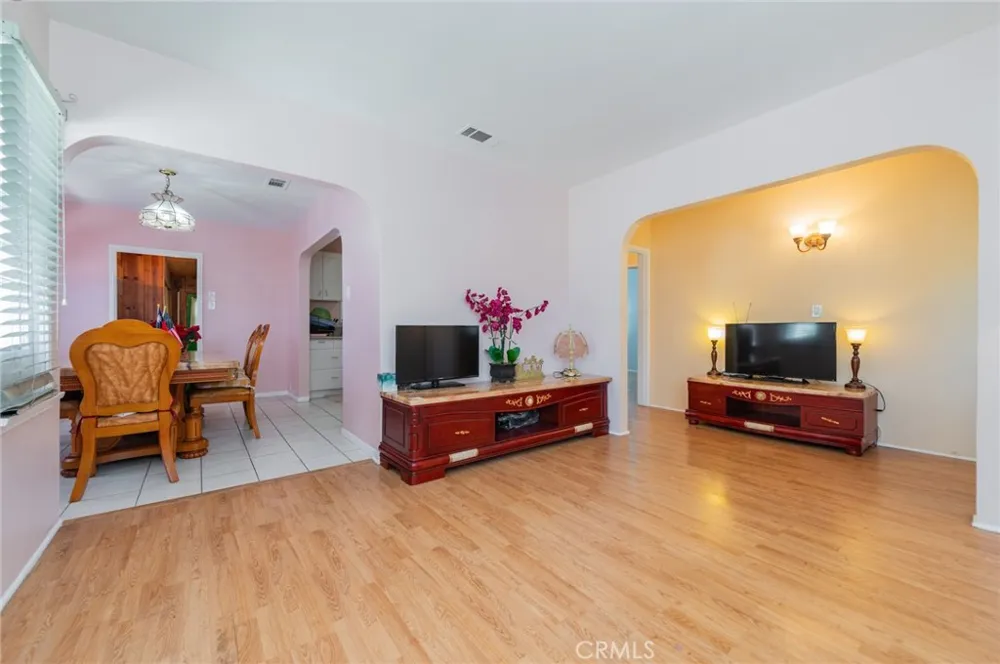 5122 Halifax Temple City, CA 91780