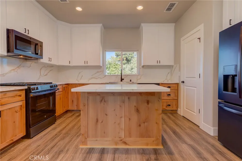 5485 South Libby Paradise, CA 96969