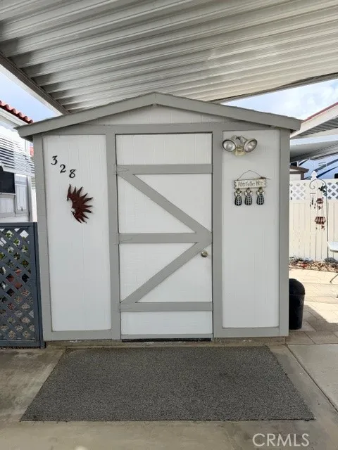 1295 S Cawston Hemet, CA 92545