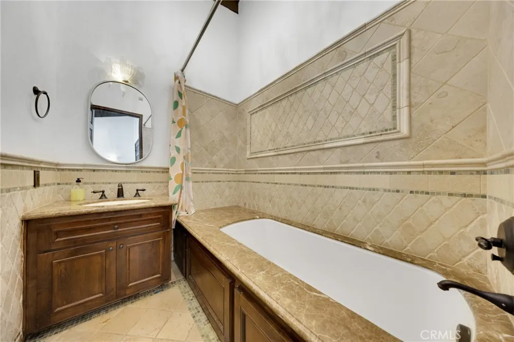 2300 Villa Heights Pasadena, CA 91107