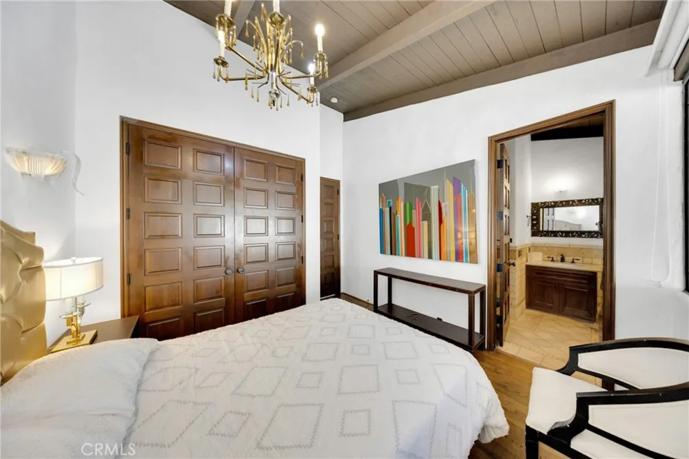 2300 Villa Heights Pasadena, CA 91107