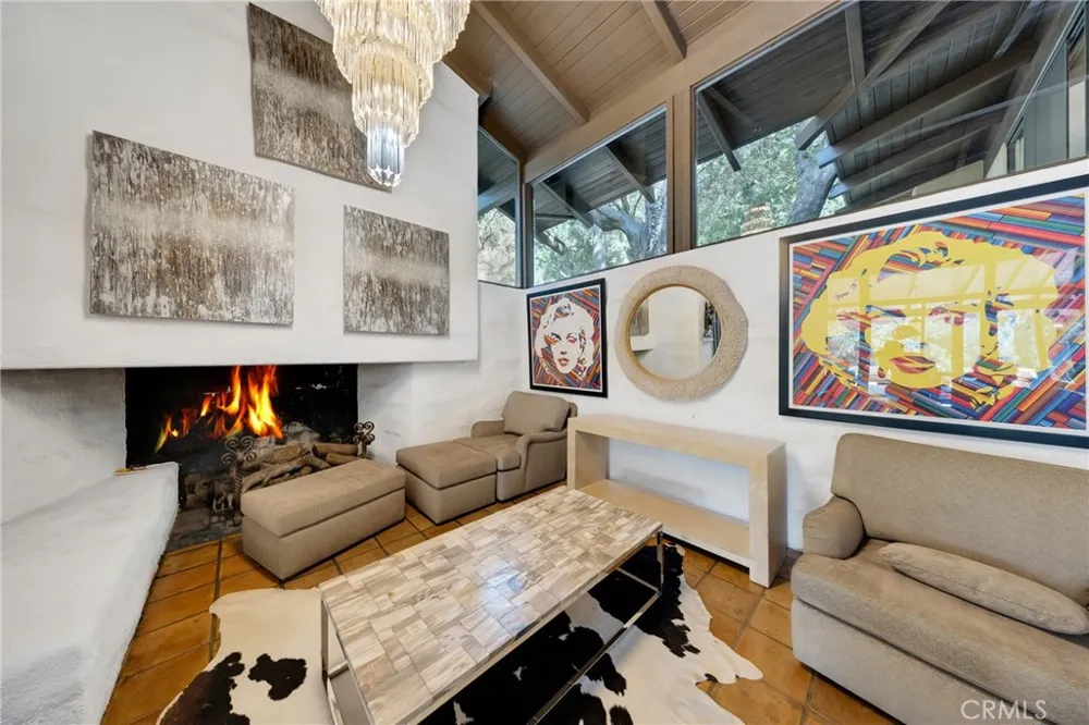 2300 Villa Heights Pasadena, CA 91107