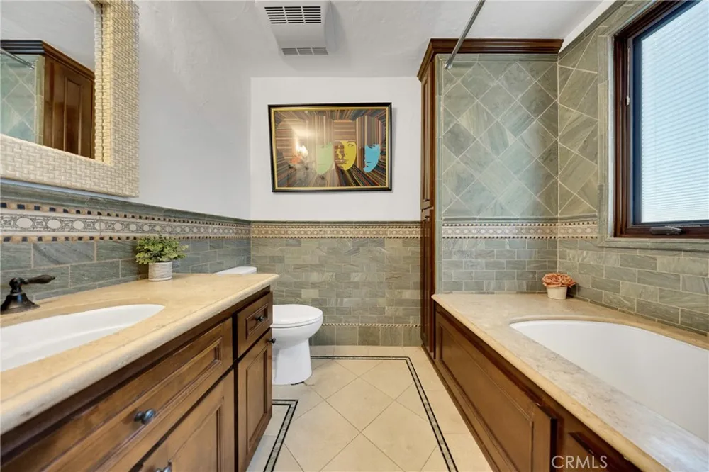 2300 Villa Heights Pasadena, CA 91107