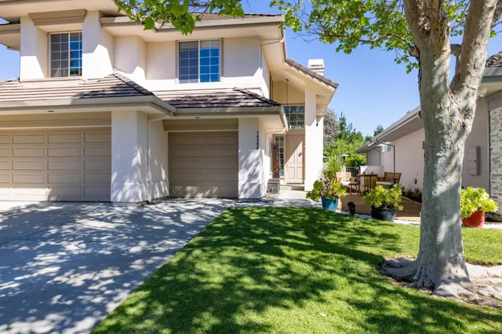 14390 Mountain Quail Road Salinas, CA 93908