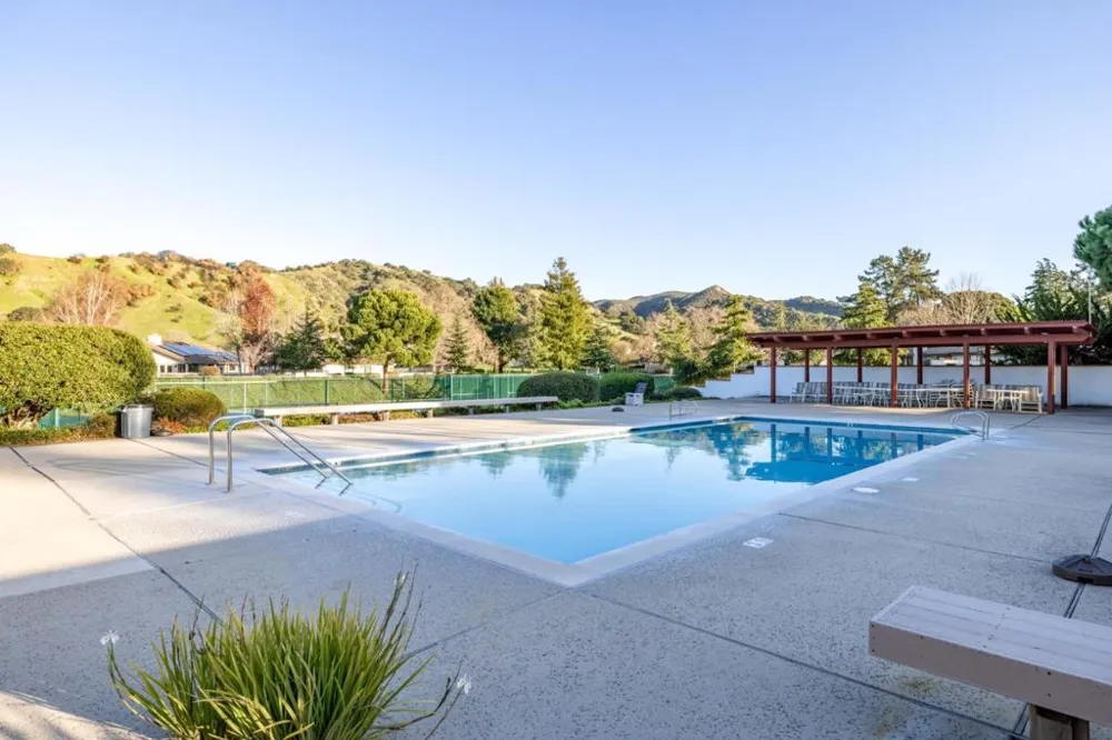 14390 Mountain Quail Road Salinas, CA 93908
