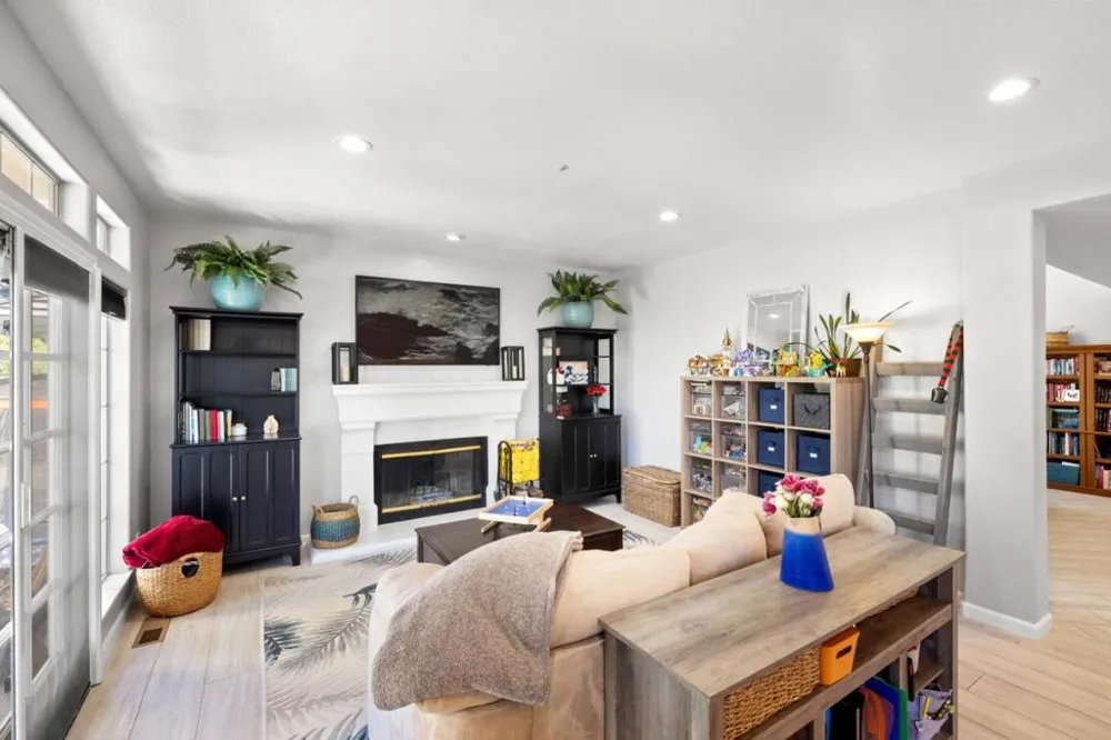 14390 Mountain Quail Road Salinas, CA 93908