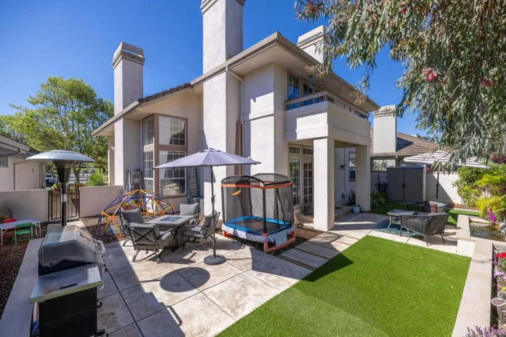 14390 Mountain Quail Road Salinas, CA 93908