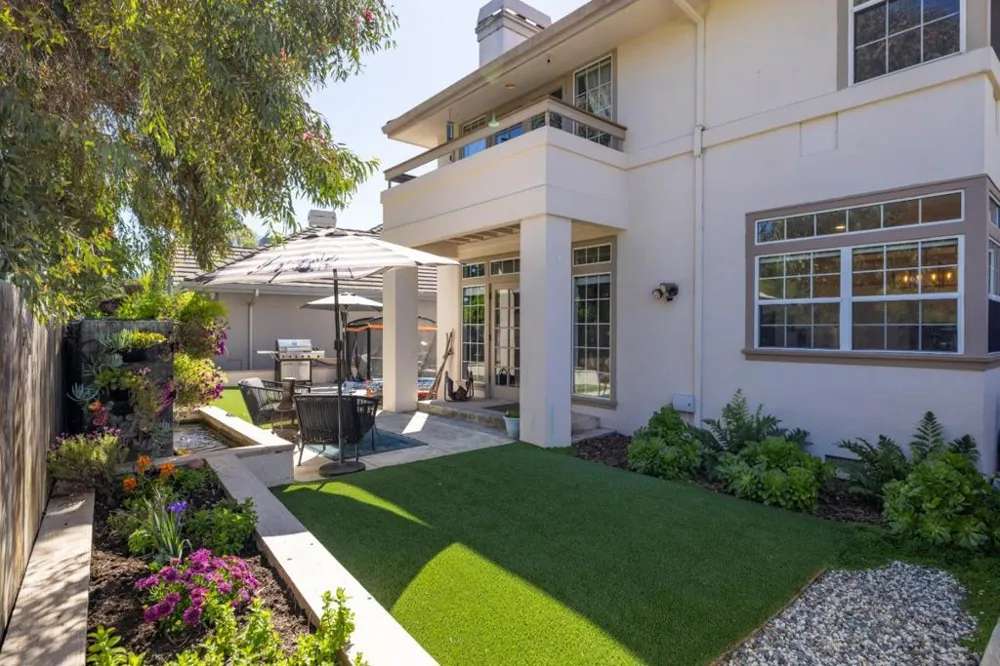 14390 Mountain Quail Road Salinas, CA 93908