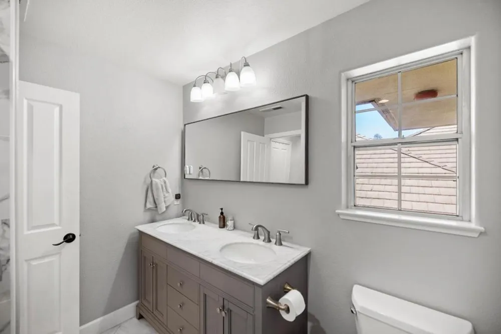 14390 Mountain Quail Road Salinas, CA 93908