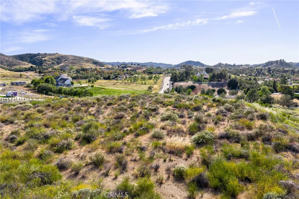 38550 King Court Murrieta, CA 92562