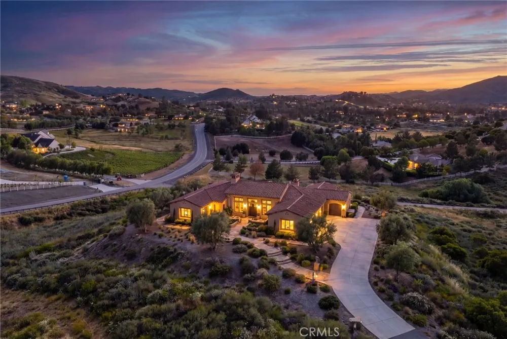 38550 King Court Murrieta, CA 92562