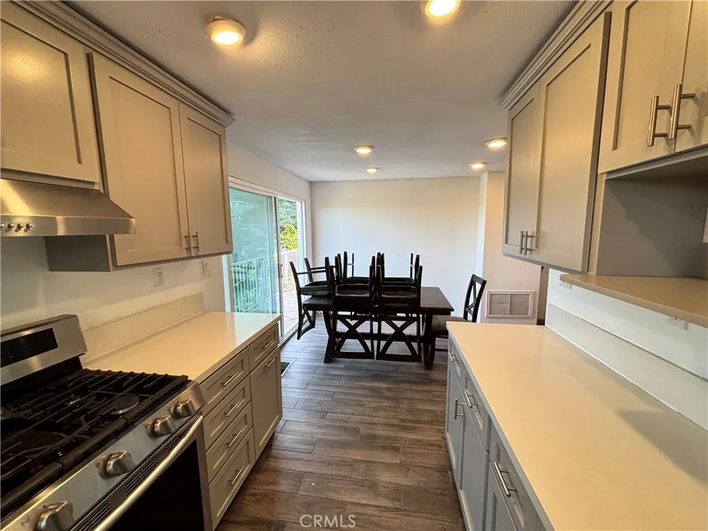 1182 Bonnie Beach Los Angeles, CA 90063