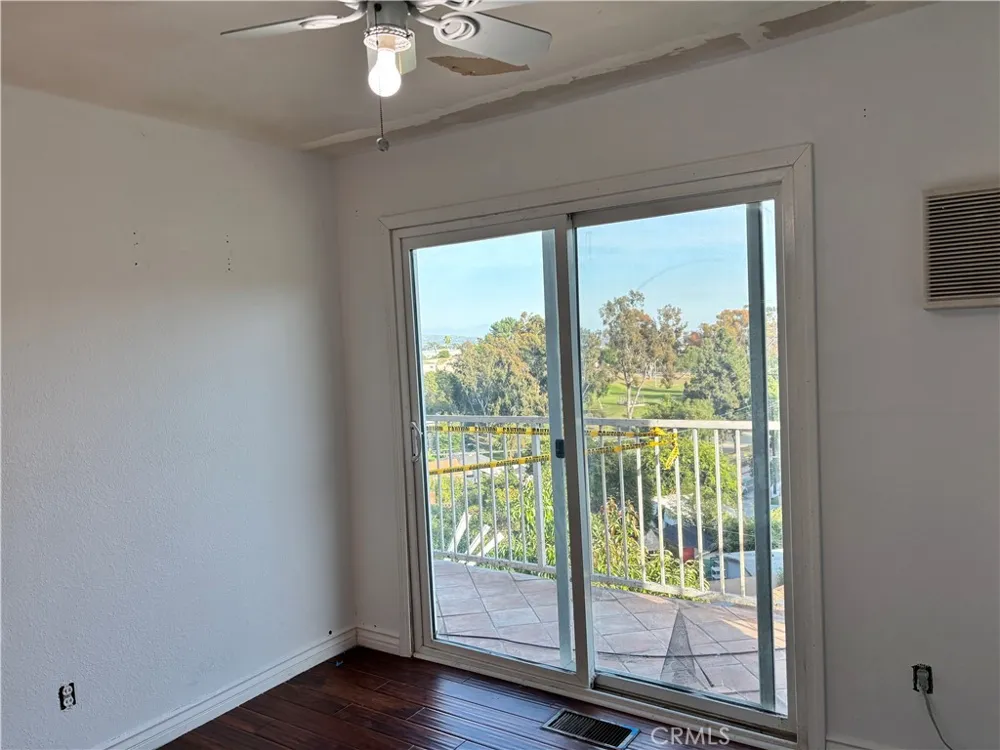 1182 Bonnie Beach Los Angeles, CA 90063