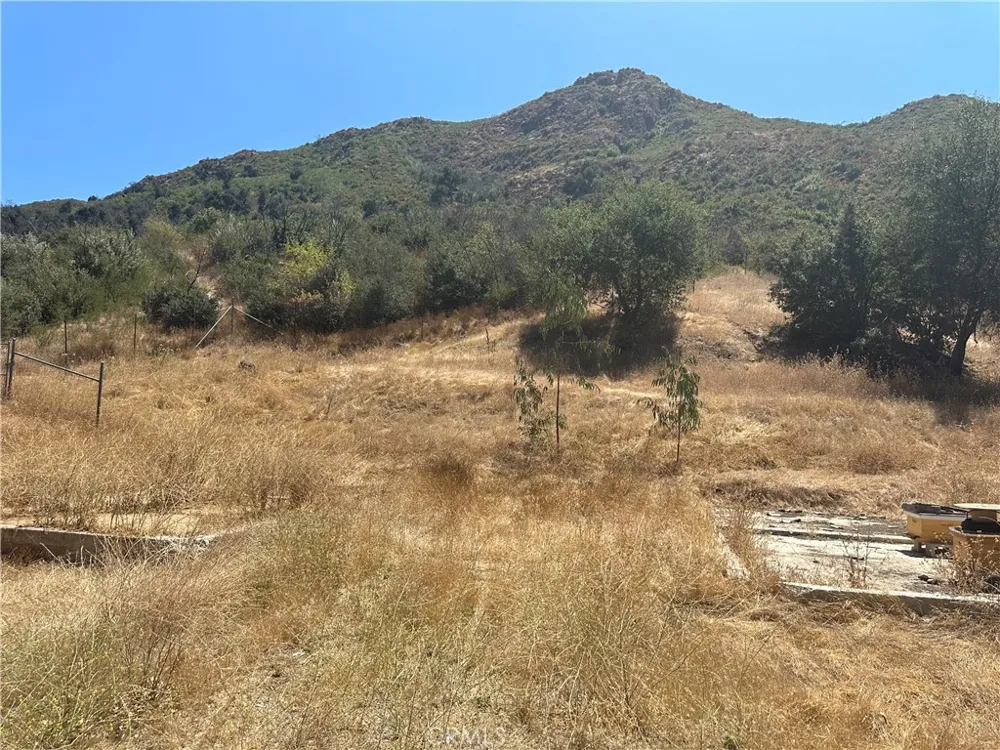 30100 Mulholland Agoura, CA 91301