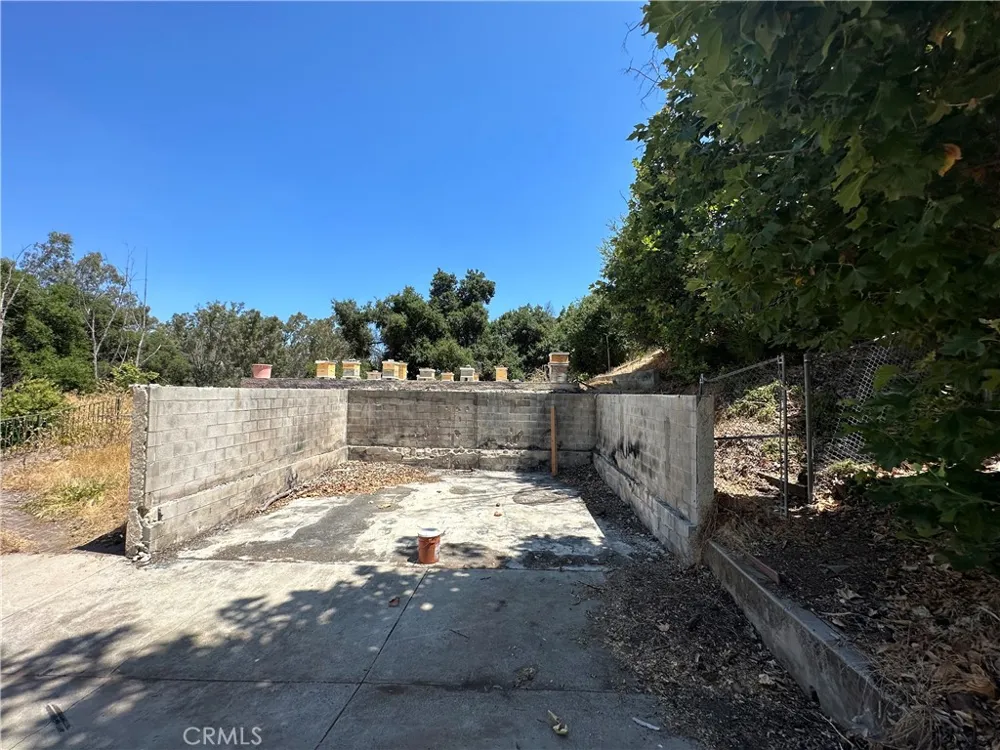 30100 Mulholland Agoura, CA 91301