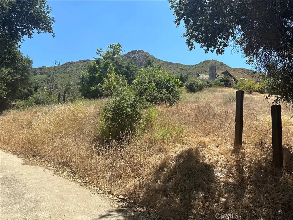 30100 Mulholland Agoura, CA 91301