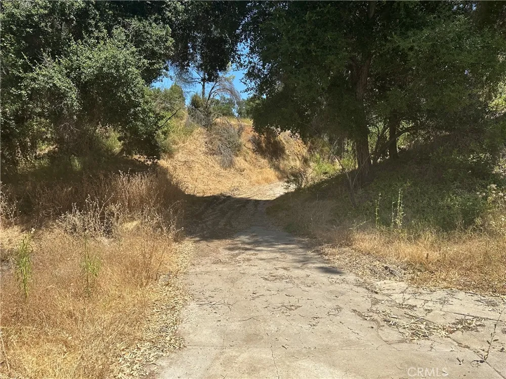 30100 Mulholland Agoura, CA 91301