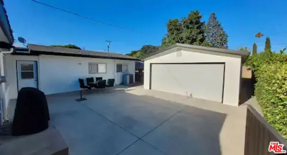 335 S California Street Orange, CA 92866