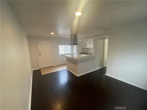 4605 Arlington #1/2