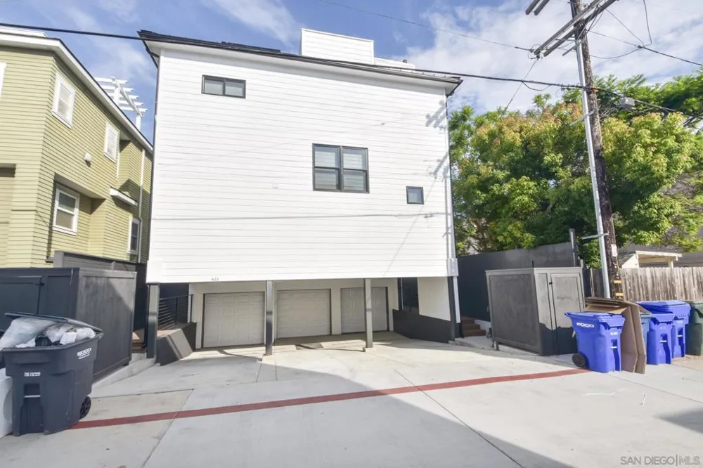 924 D Ave Coronado, CA 92118