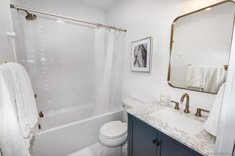 924 D Ave Coronado, CA 92118