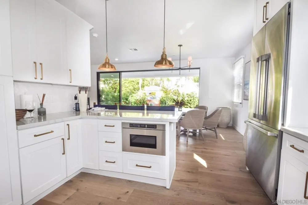 924 D Ave Coronado, CA 92118