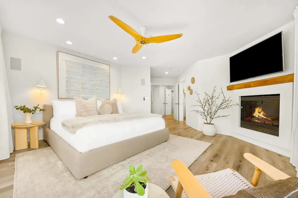 229 Bonair St La Jolla, CA 92037