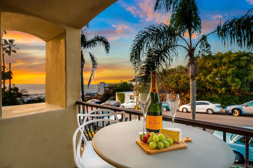 229 Bonair St La Jolla, CA 92037