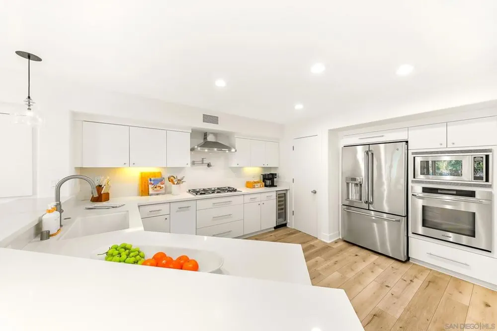 229 Bonair St La Jolla, CA 92037