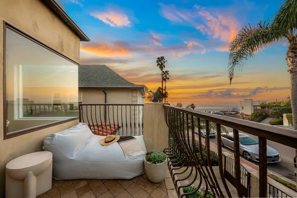 229 Bonair St La Jolla, CA 92037