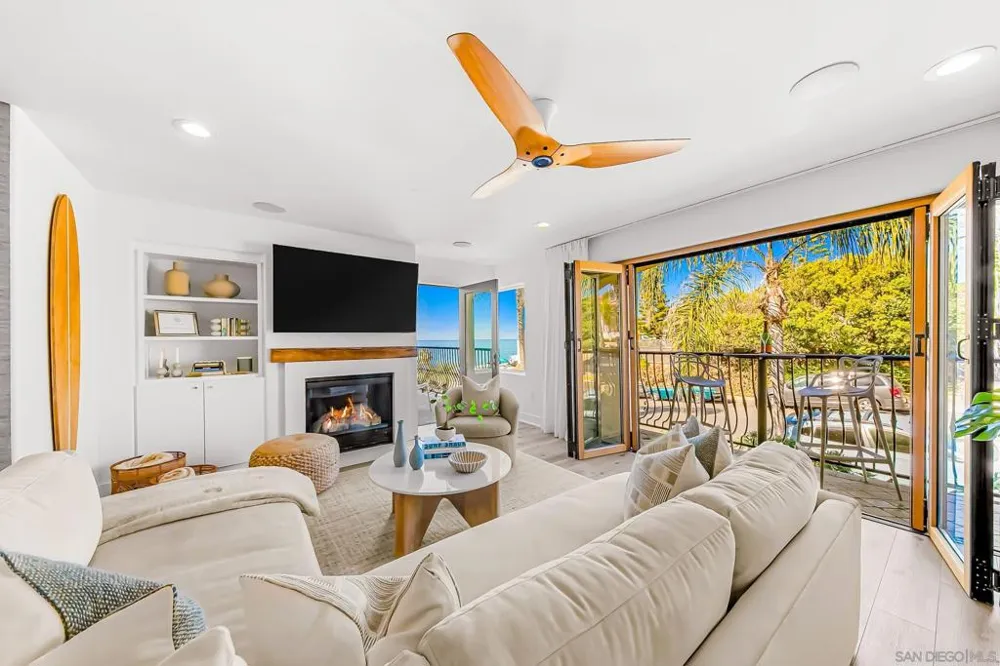 229 Bonair St La Jolla, CA 92037