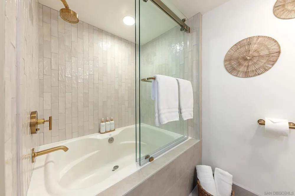 229 Bonair St La Jolla, CA 92037