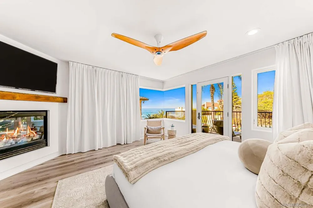 229 Bonair St La Jolla, CA 92037