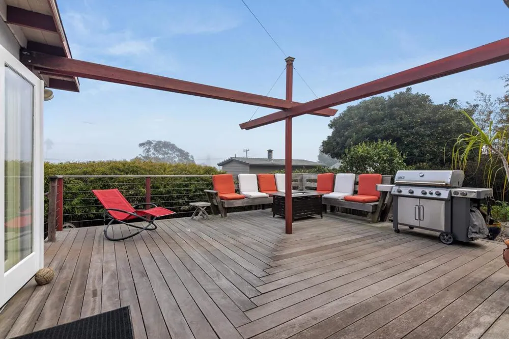 541 Tarento Dr San Diego, CA 92106