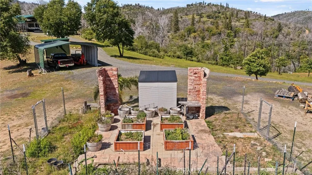9353 Oroville Quincy Berry Creek, CA 95916
