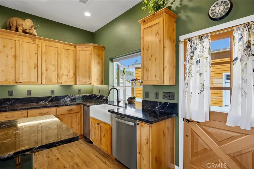 9353 Oroville Quincy Berry Creek, CA 95916