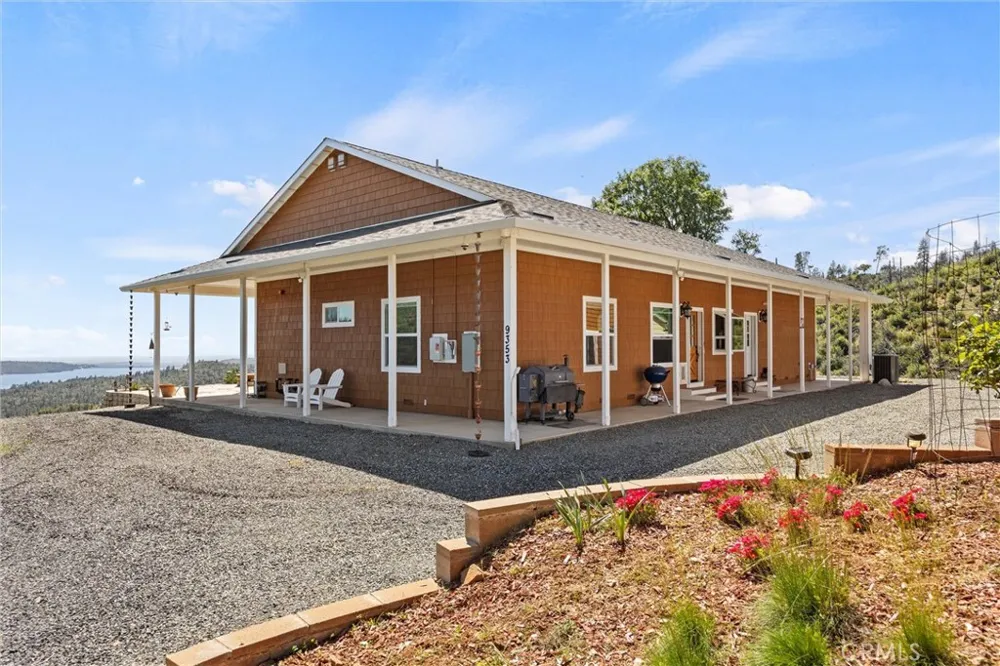 9353 Oroville Quincy Berry Creek, CA 95916