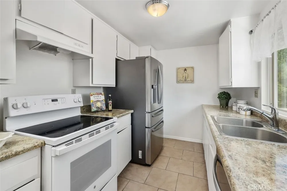 1130 W Huntington Drive #8 Arcadia, CA 91007