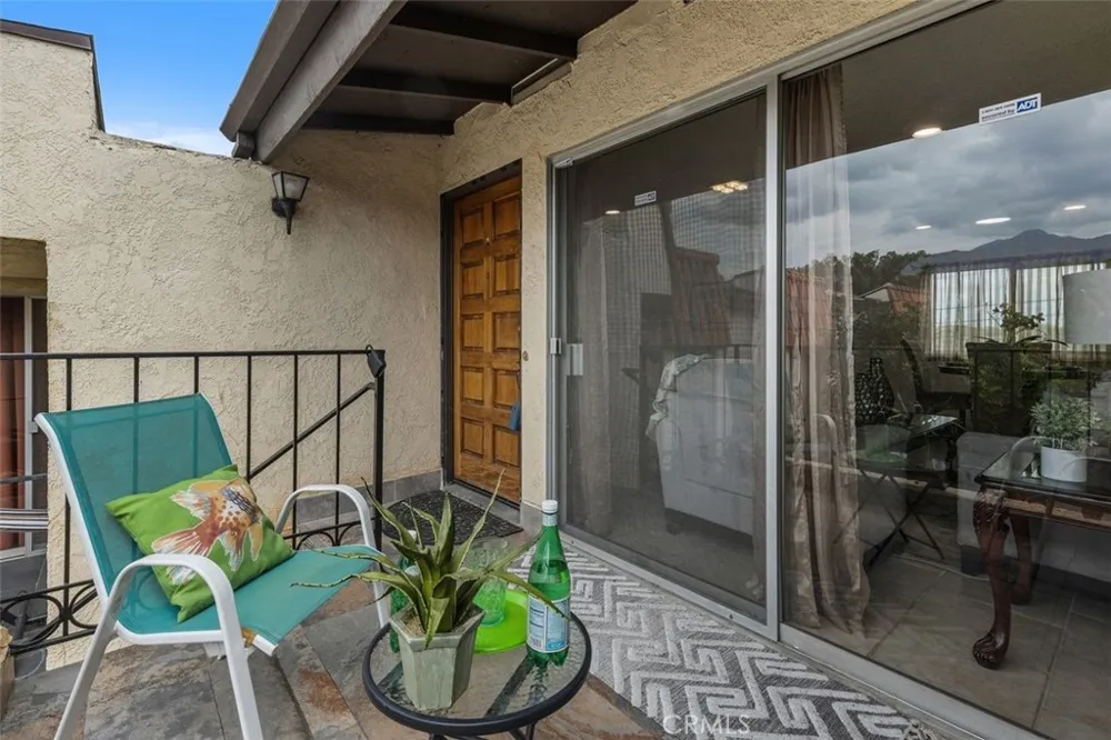1130 W Huntington Drive #8 Arcadia, CA 91007