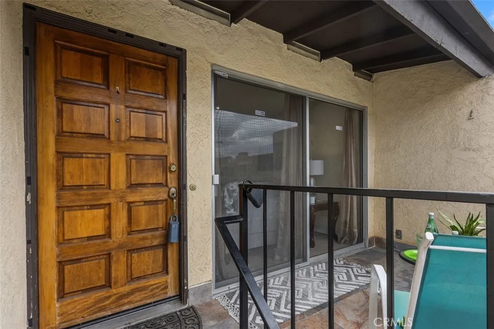 1130 W Huntington Drive #8 Arcadia, CA 91007