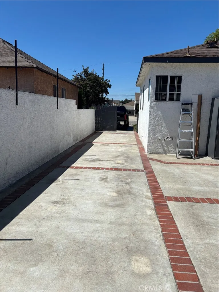 9509 Danville Pico Rivera, CA 90660