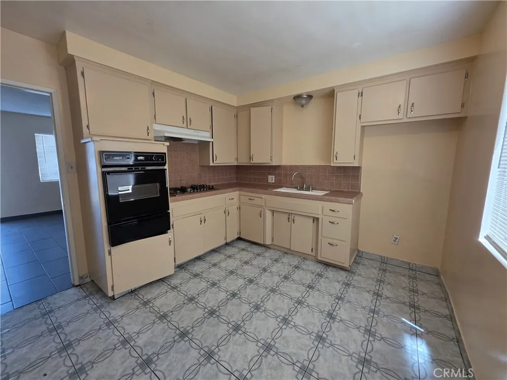 834 S Greenwood Avenue Montebello, CA 90640