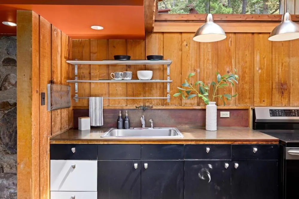 73 Mount Devon Road Carmel, CA 93923